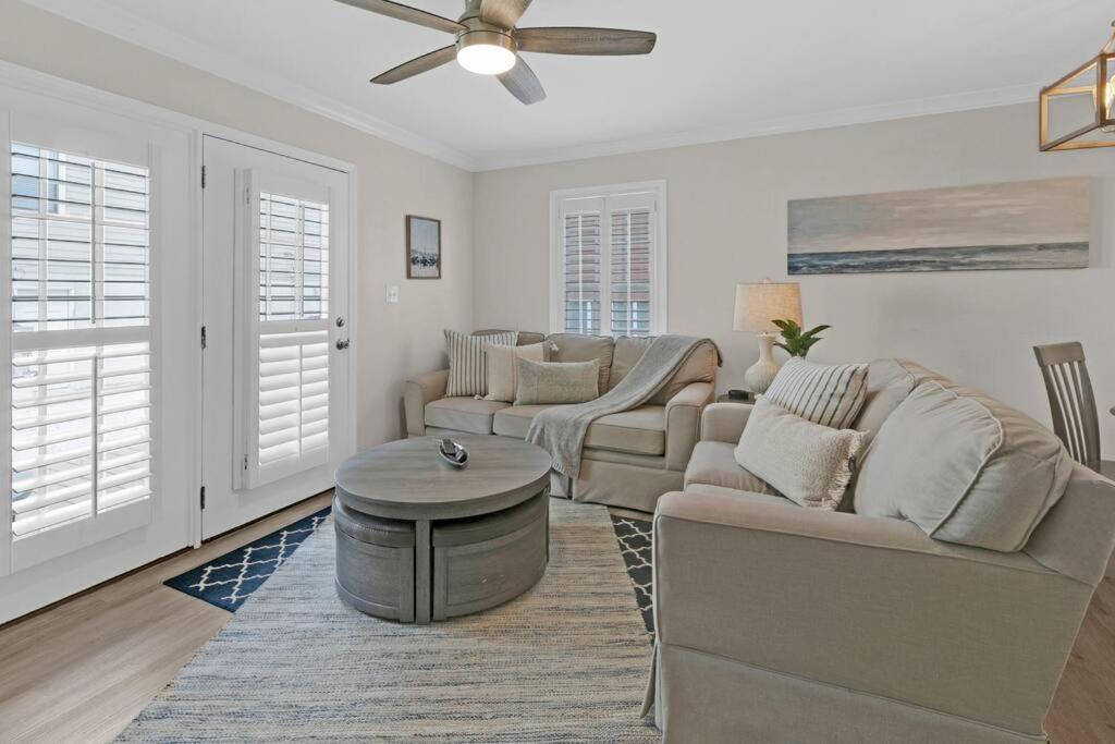 Charming Holiday Isle Destin Beach Access Townhome エクステリア 写真