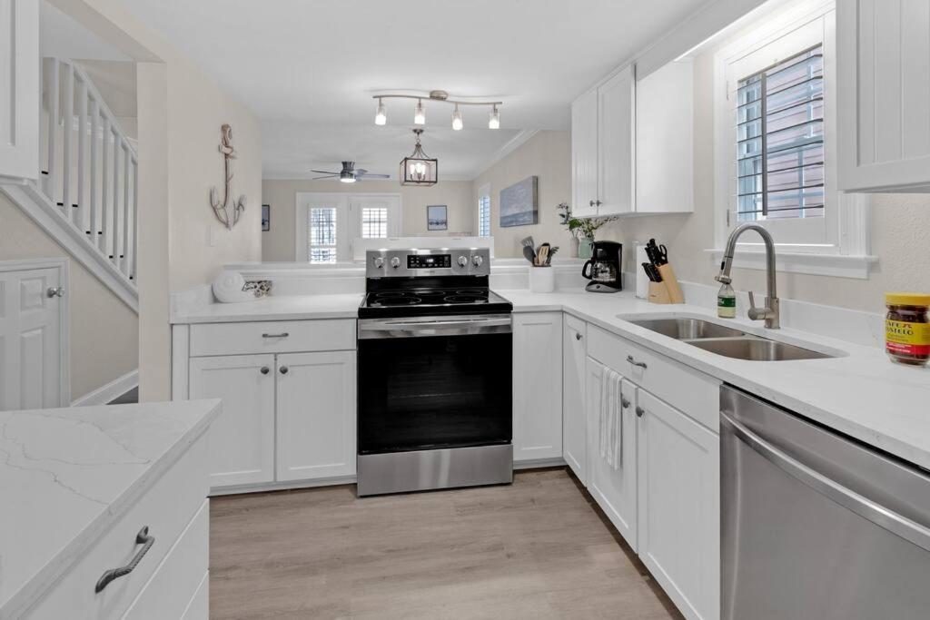 Charming Holiday Isle Destin Beach Access Townhome エクステリア 写真